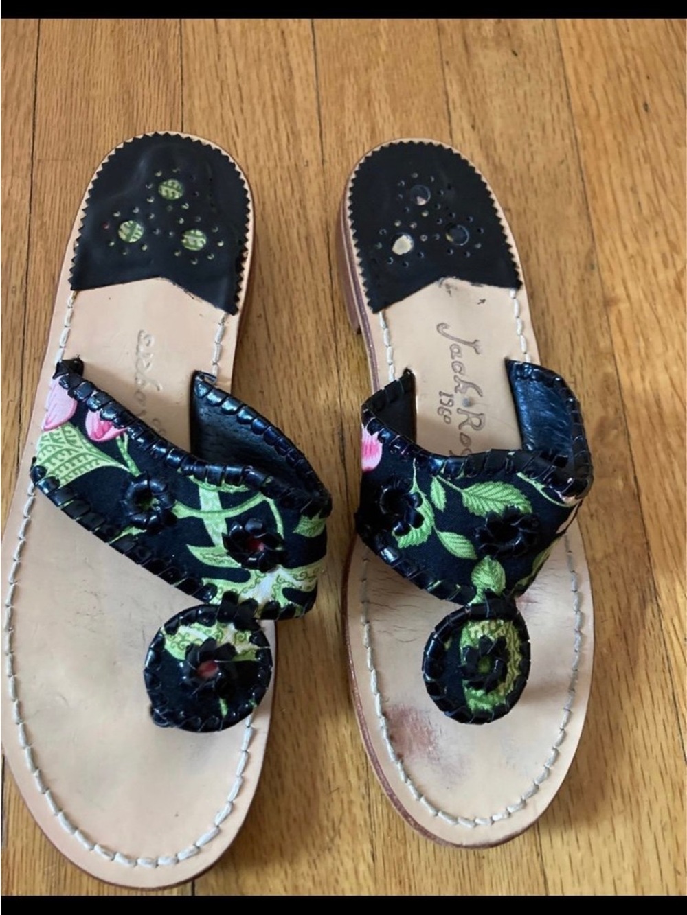 Jack Rogers Black Floral Leather Thong Sandals 7 w